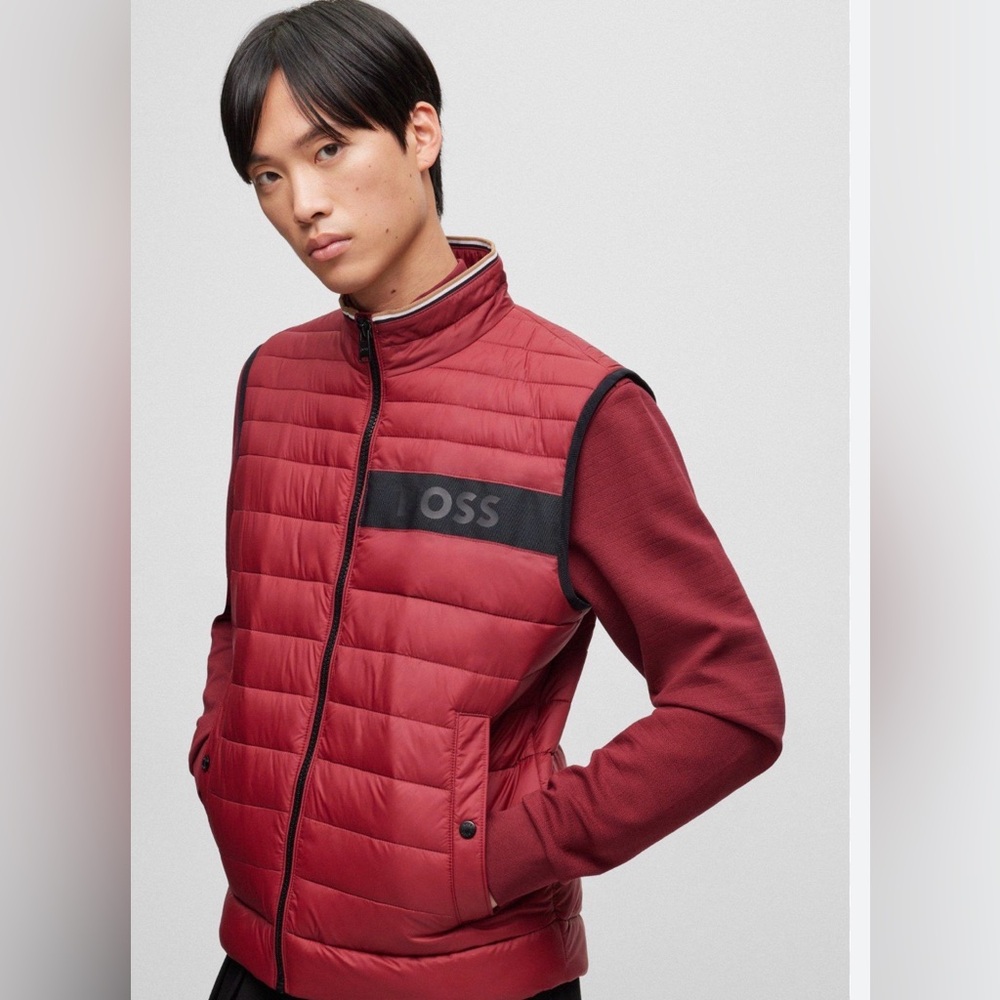 BOSS Water Repellent Gilet Vest with 3D-Logo Tape Dark Red - Size 38R